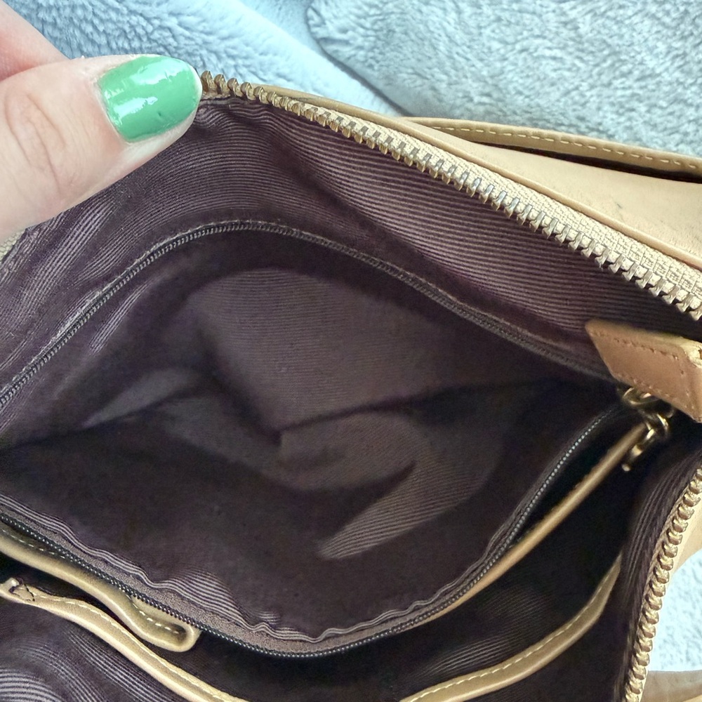 Etienne Aigner Brown Leather Shoulder Bag with Gold Hardware - Picture 13 of 15